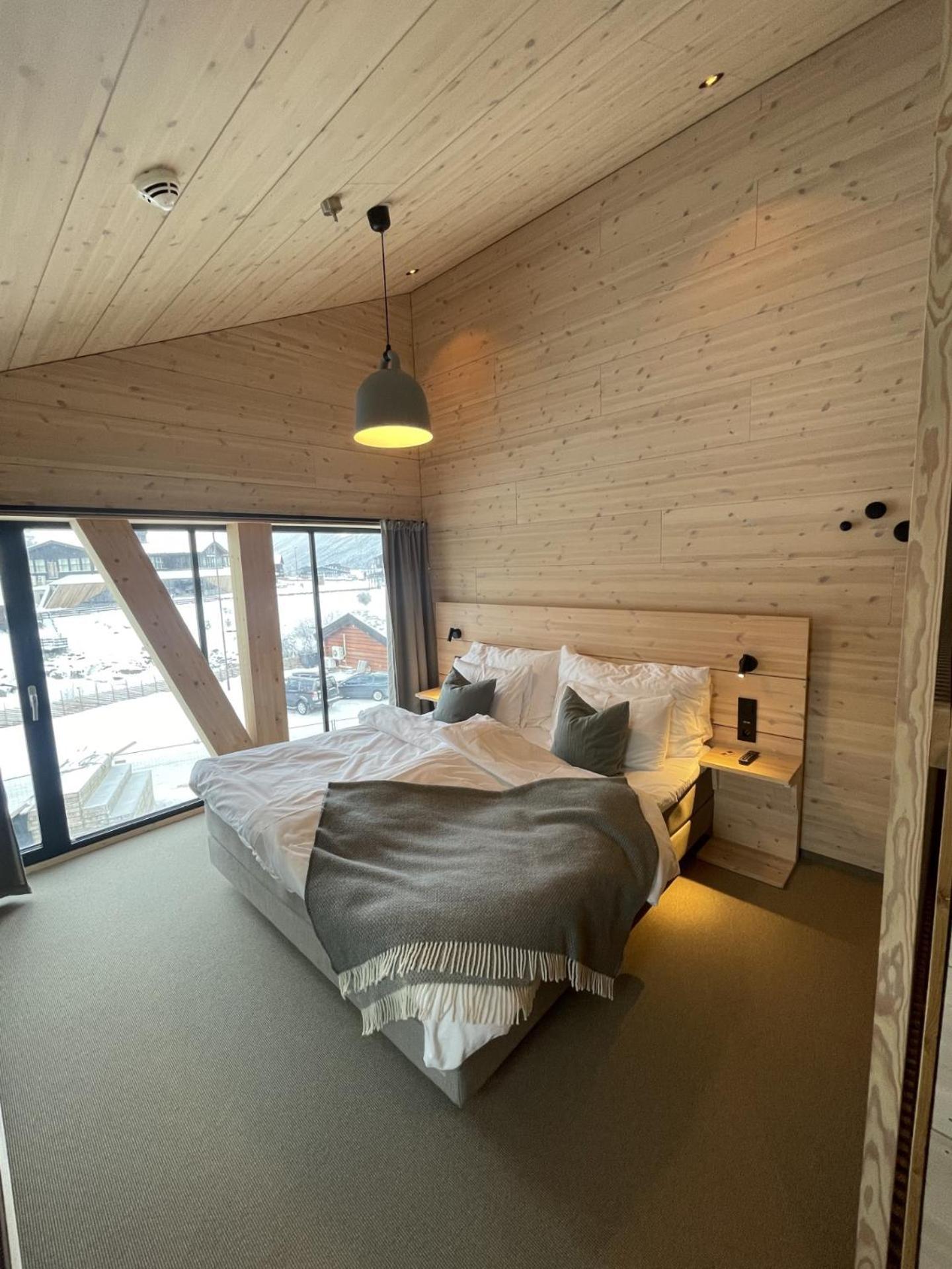 Brimibue Hotel Lom Exteriér fotografie